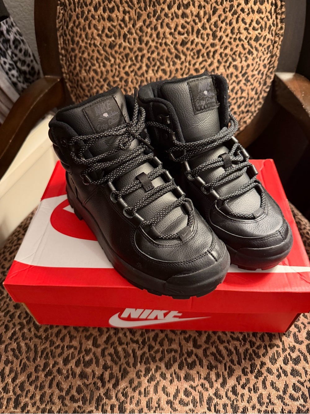 Nike Women’s Black High-Top Hiking Sneakers